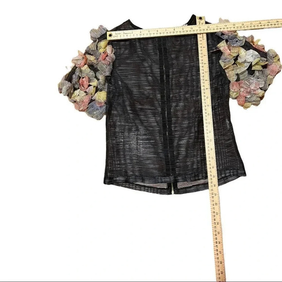 2 Miss Blouse  - Picture 4 of 7